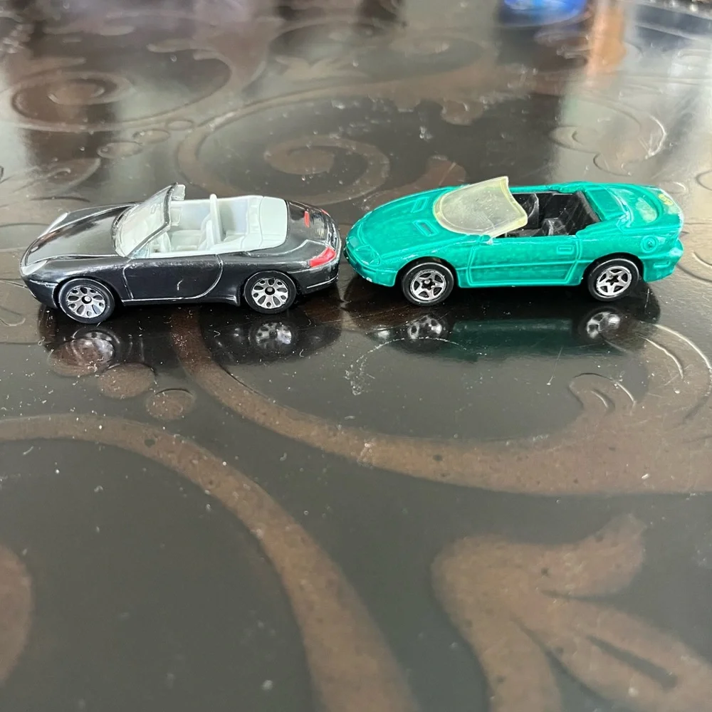 Hot Wheels Luxury Convertibles